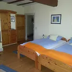 Blaues Haus 3*